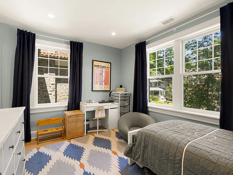 2952 Macomb St NW — Photo 58