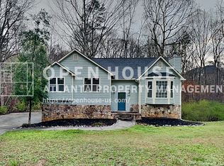 255 Valley Brook Dr, Woodstock, GA 30188