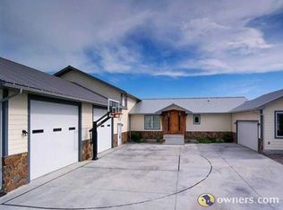 9301 Elk River Cir, Billings, MT 59101