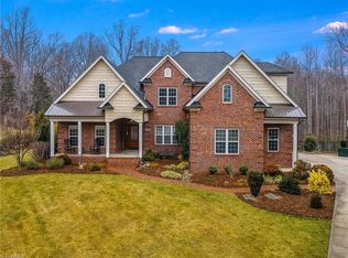 2796 Pfafftown Forest Dr, Winston Salem, NC 27106