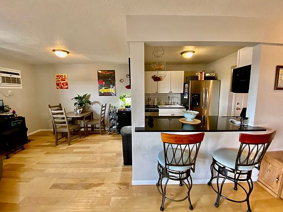 3rd image of 315 Buchanan St NE APT 8
