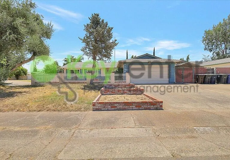 6140 Pinecreek Way — Photo 44
