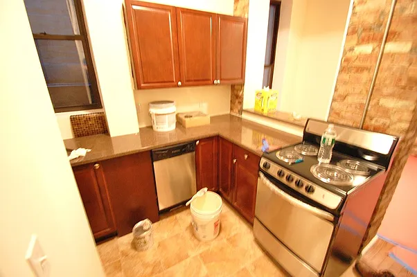 Rented by Bold New York | media 47