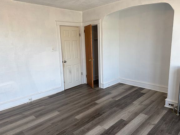 5th image of 7031 Charles St Floor 2