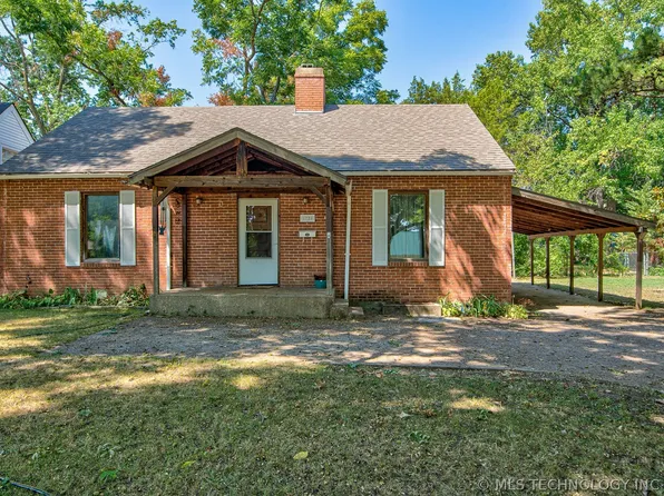 1721 S Johnstone Ave, Bartlesville, OK 74003