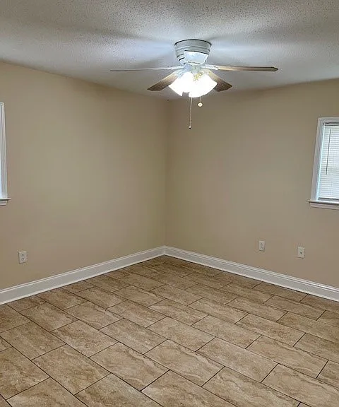 3573 W Loyola Dr — Photo 12
