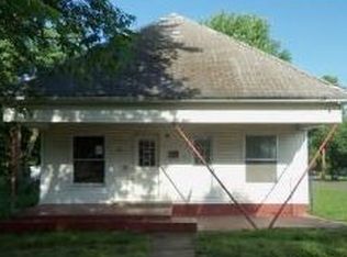 110 N Maple St, Monett, MO 65708