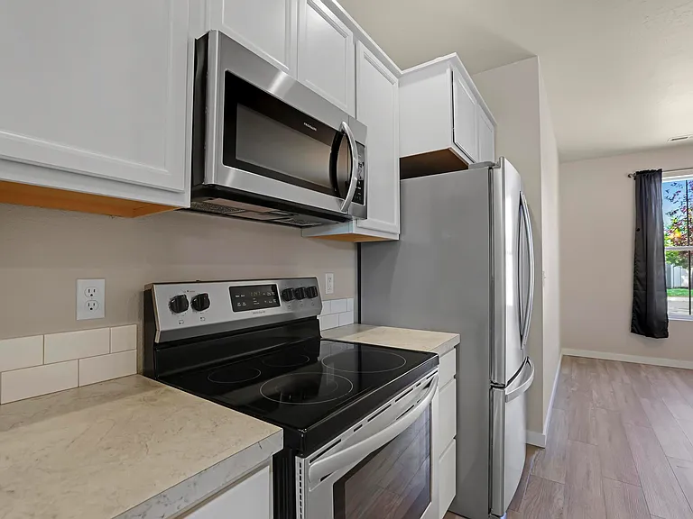 4345 W Silver Riv — Photo 17