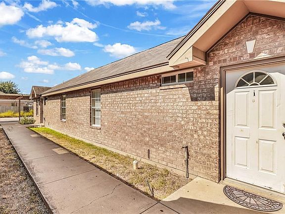 3rd image of 1810 Agua Fina APT 3