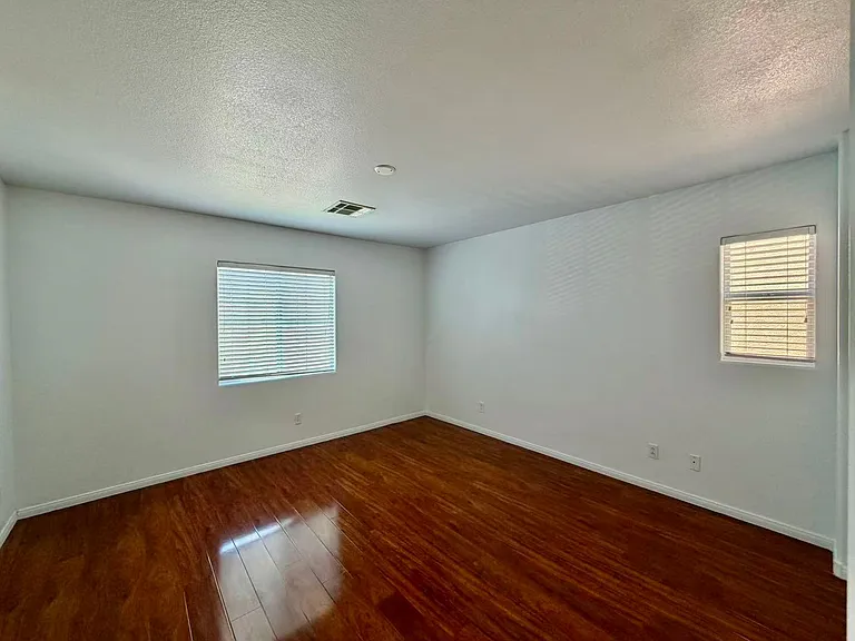 884 Blue Rosalie Pl — Photo 19