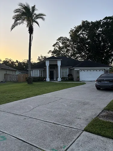 3065 E Floral Way Photo 1