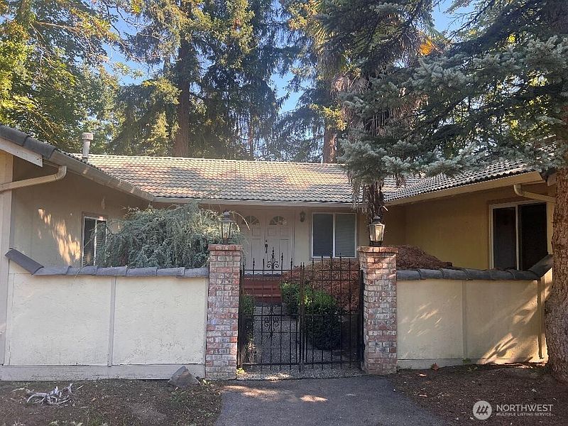 4th image of 9222 S 198 Street Ct
