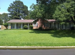 7044 Edgewater Dr, Ridgeland, MS 39157