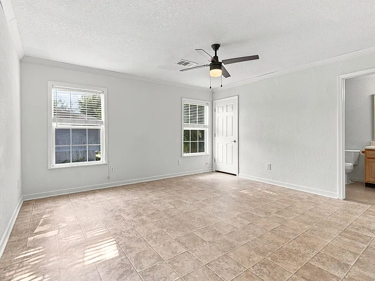 114 Cedar St — Photo 59