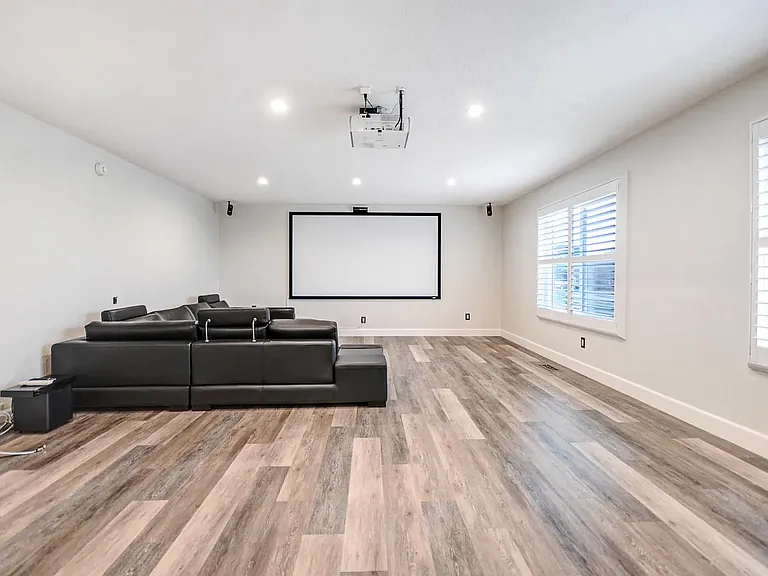 357 San Marin Dr — Photo 10
