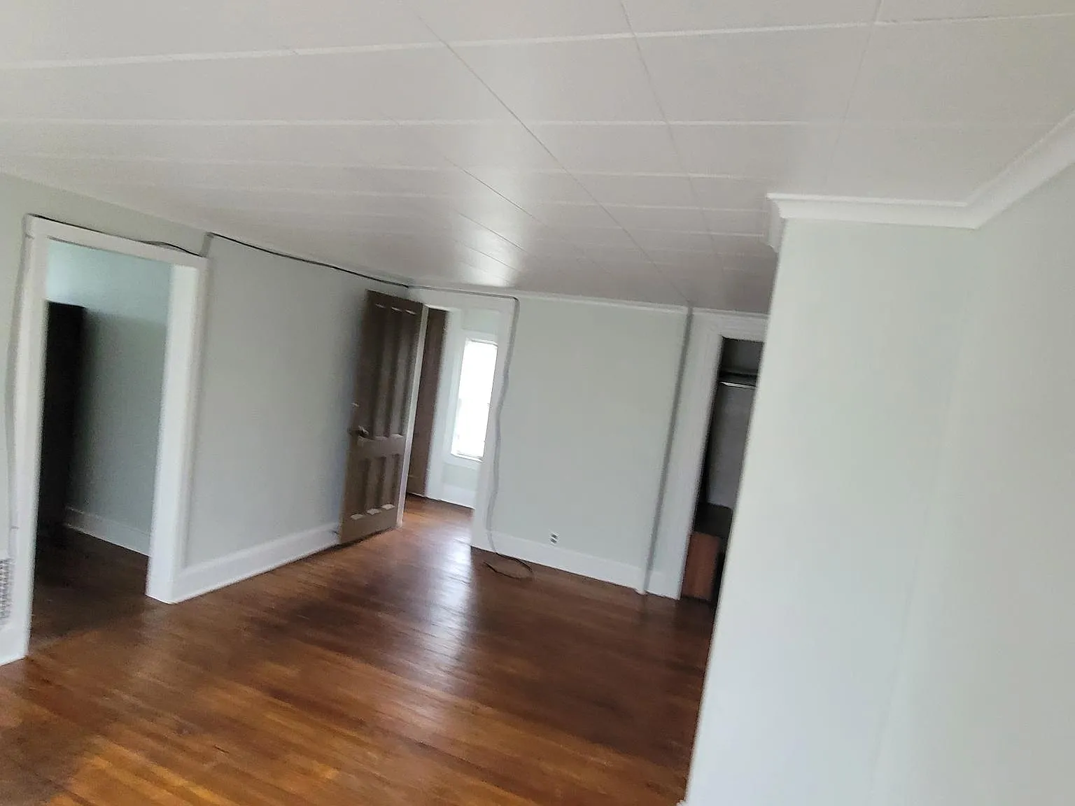 2 bed, 864 sqft, $1,400 — Photo 2