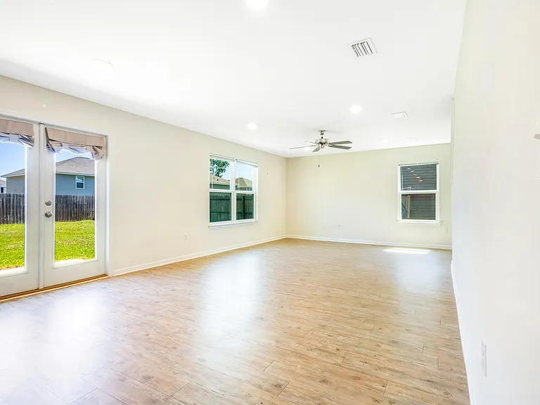 5888 Southern Bell Ct — Photo 18