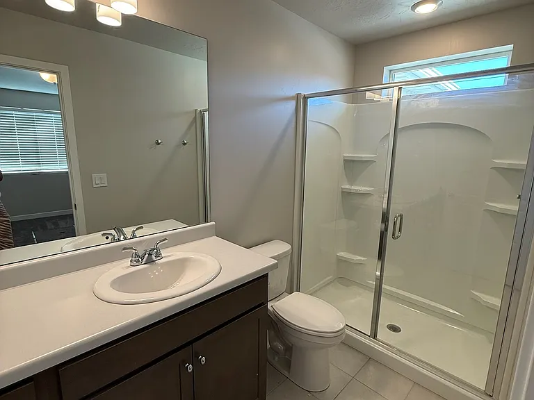Primary ensuite bathroom