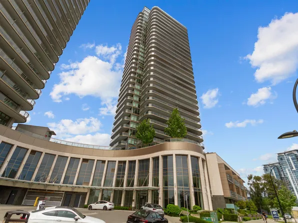 5333 Goring St #2408, Burnaby, BC V5B