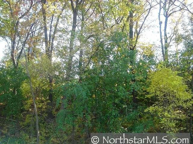 2nd image of 2541 Dahl Ave E