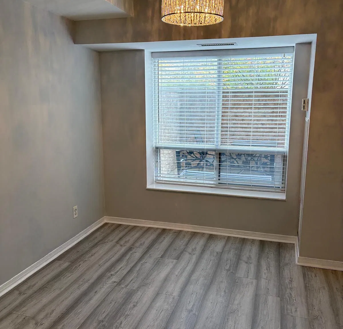 1 bed, $2,200 — Photo 3