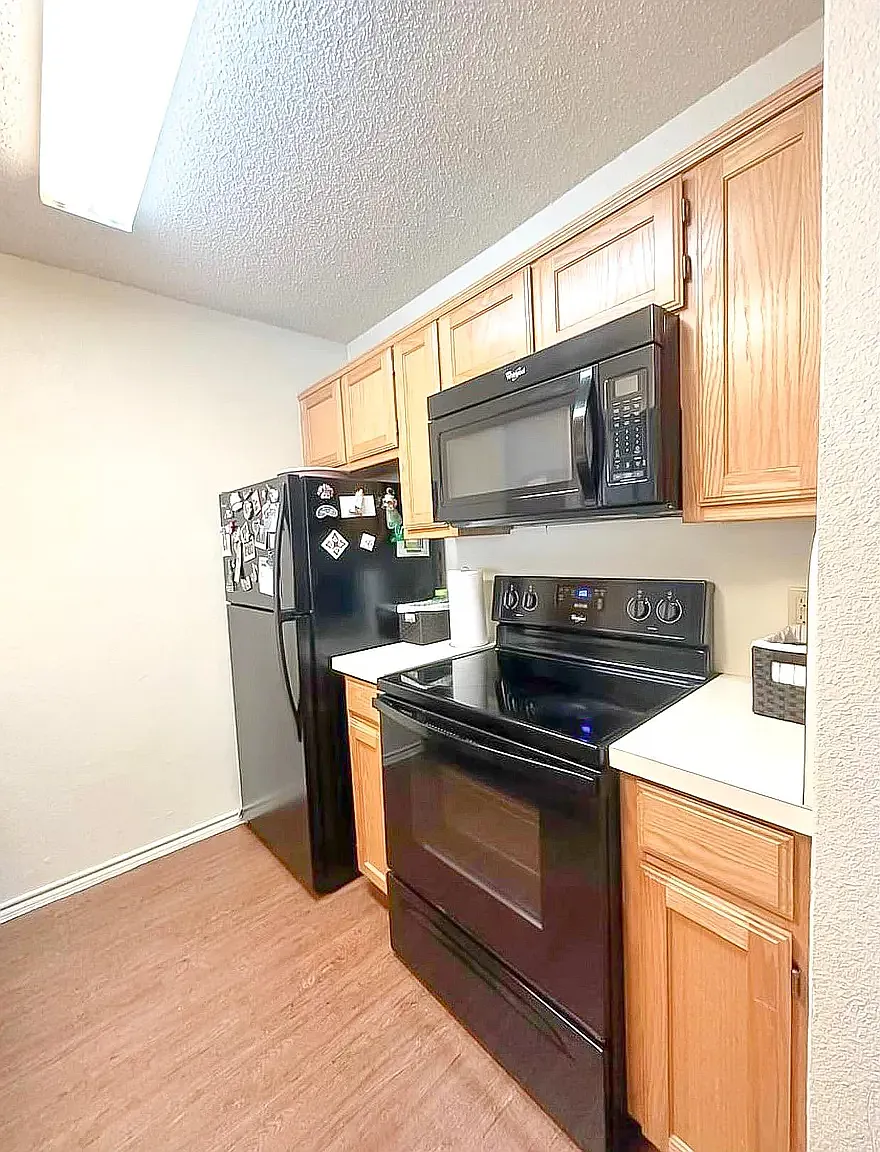 1 bed, 576 sqft, $950 — Photo 4