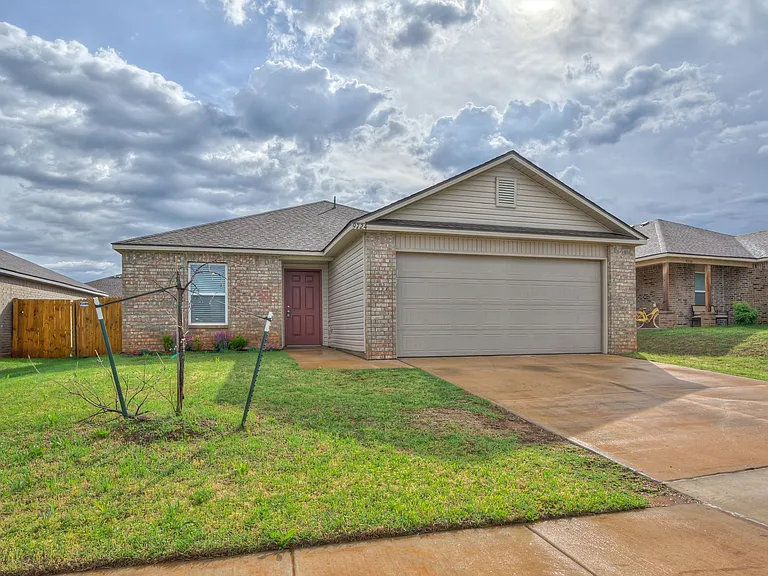 9724 Saddle Dr — Photo 5