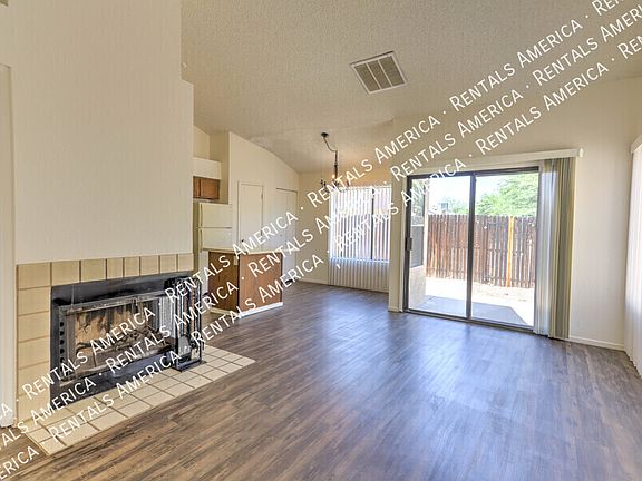 4th image of 2950 W Avenida Destino