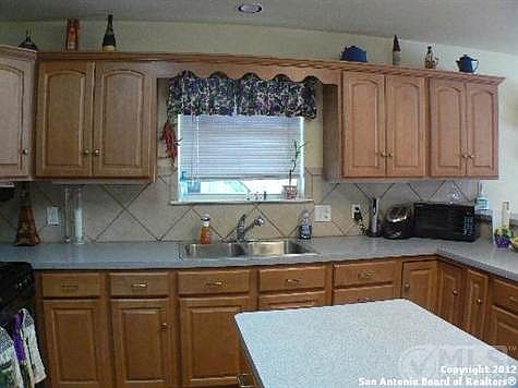 1st image of 236 Oak Hollow Dr