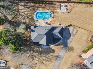 4 Bristol Ct, Cartersville, GA 30120