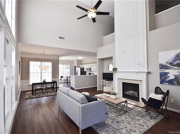 3rd image of 8610 Annabel Lee Ln