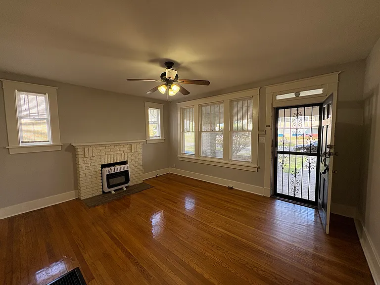 1805 Maple St #A — Photo 3