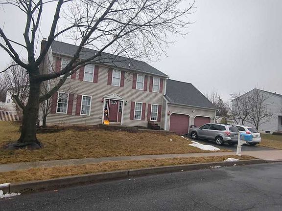 3rd image of 6 Primrose Ln