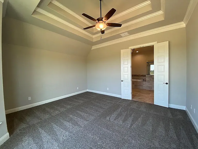 600 Lydia Ct — Photo 6