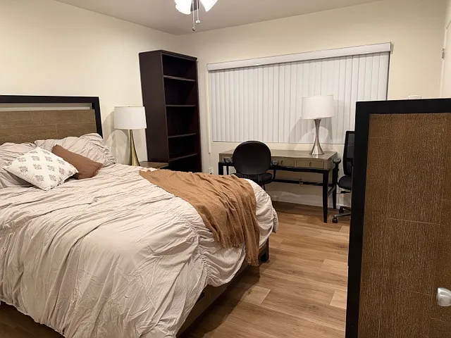 2 bed, 725 sqft, $2,645 — Photo 4