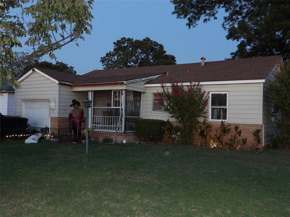 1st image of 1721 Field Dr
