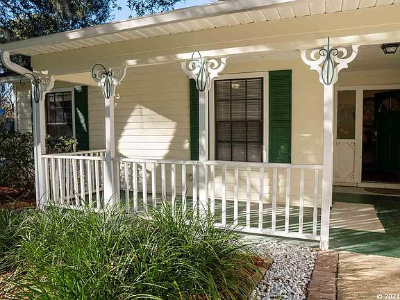 2nd image of 10946 NW 31st Pl