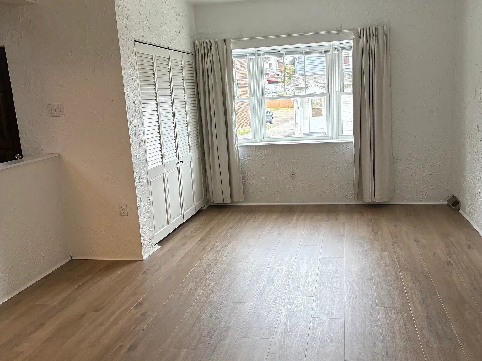 2 bed, $1,150 — Photo 4