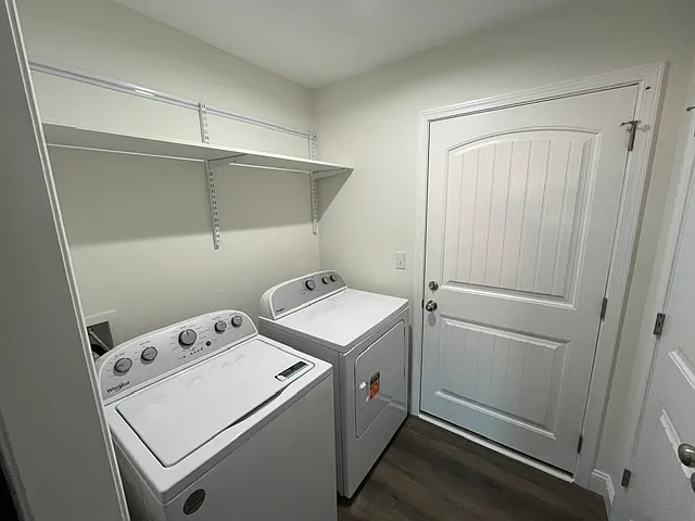 3 bed, 1298 sqft, $2,200 — Photo 4