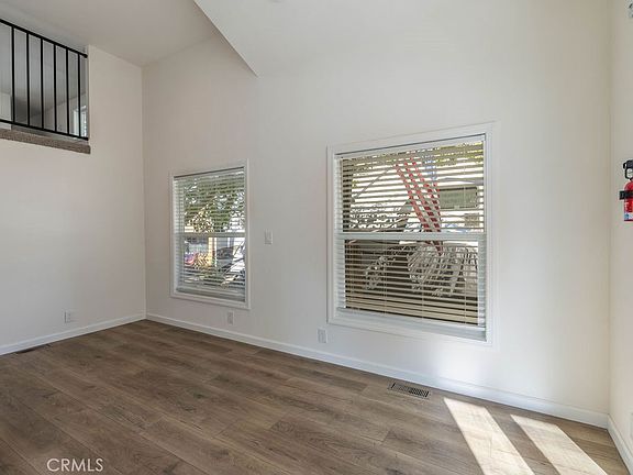 5th image of 547 Alden Rd #Rv9