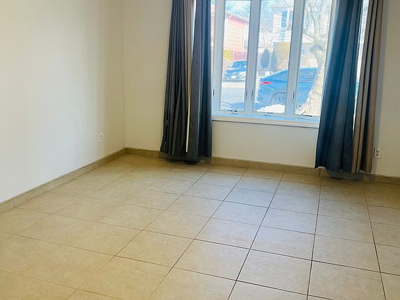 5th image of 38 Bowdoin St #1