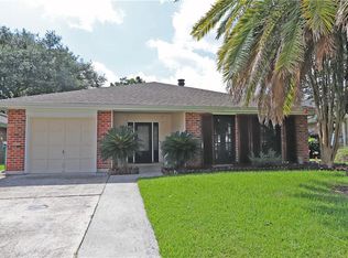 521 Park Ridge Dr, River Ridge, LA 70123