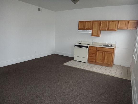 3rd image of 507 N West St APT 3