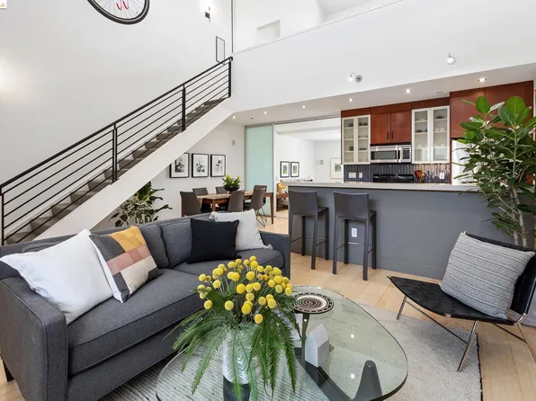 1565 32nd St APT 6, Oakland, CA 94608