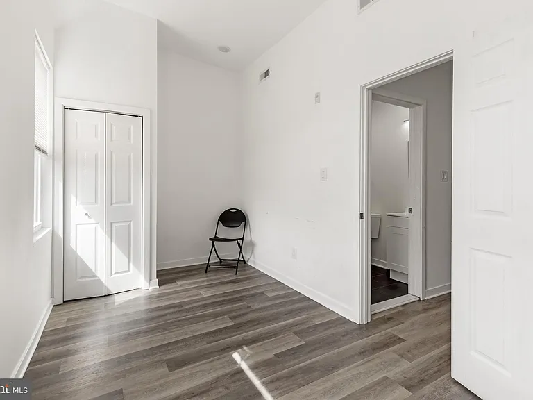 2550 Kensington Ave #3 — Photo 16