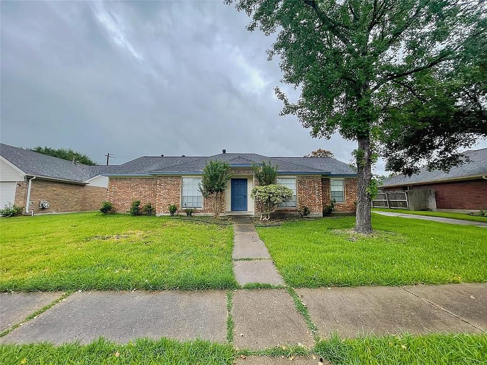 1st image of 2610 Manorwood St