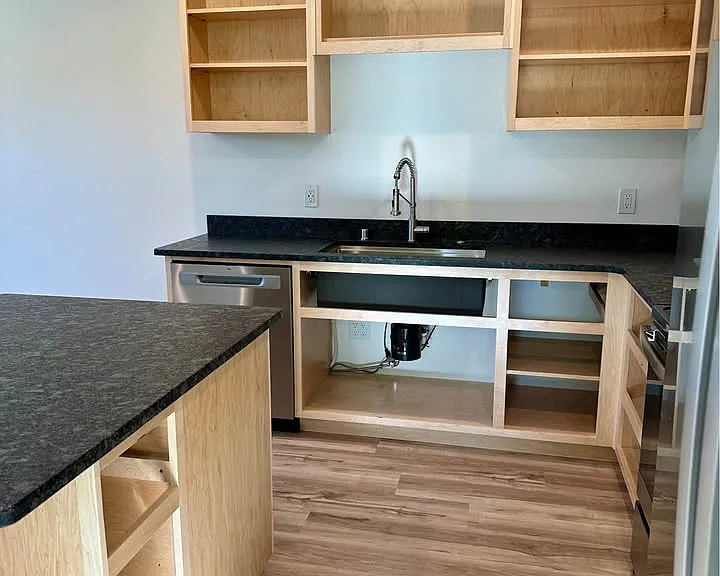 1827 Grant Rd — Photo 12