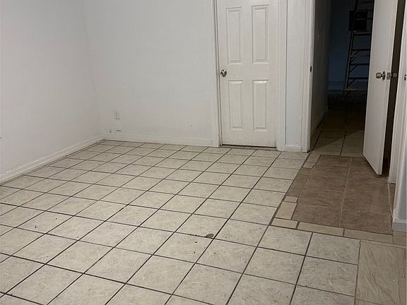 5th image of 16100 Navajo Rd #2