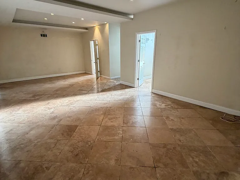 108 Richmond St #1 — Photo 42