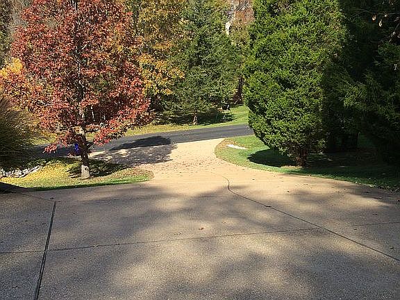 5th image of 19218 Saint Albans Valley Dr